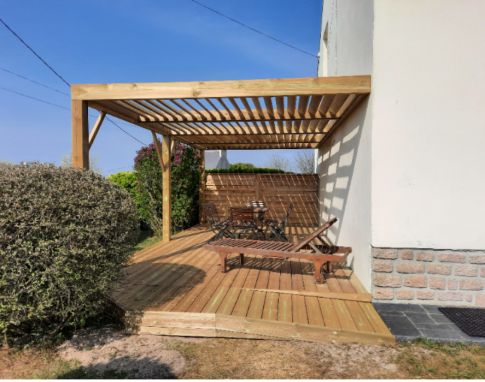 Pose d'un garde-corps sur la terrasse d'une habitation près de Lannilis, Guissény et Ploudalmézeau